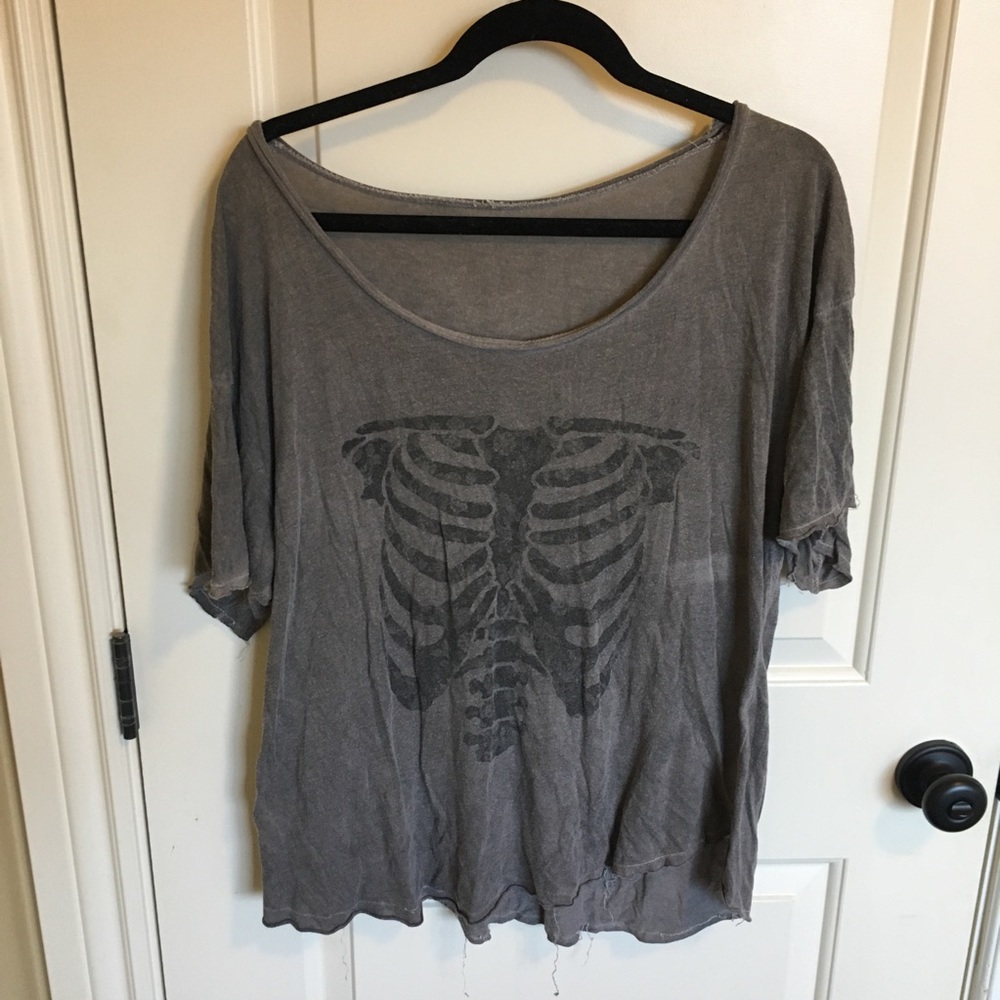 Brandy Melville Distressed Graphic Tee